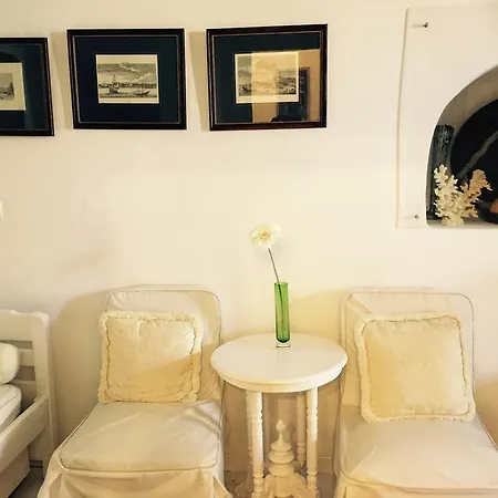 Timedrops Santorini Emporio (Santorini)