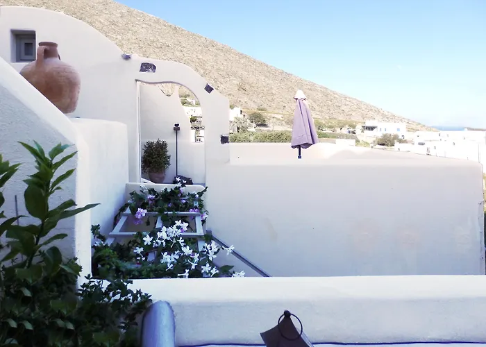 Timedrops Santorini Emporio (Santorini)