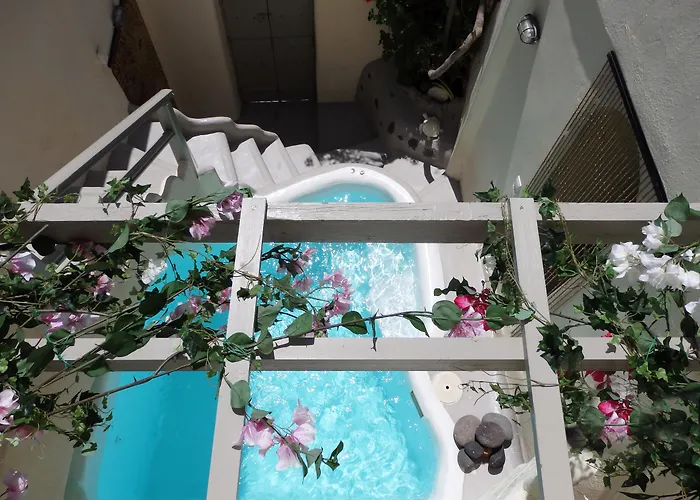 Timedrops Santorini Villa Emporio (Santorini)