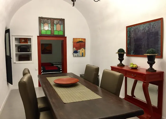 Timedrops Santorini Emporio (Santorini)