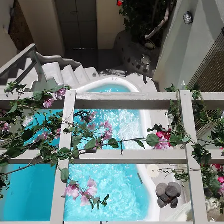 Timedrops Santorini Villa Emporio (Santorini)