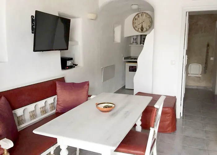 别墅 苔穆卓普思圣托里尼别墅 Emporio (Santorini)